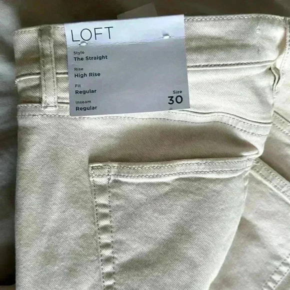 LOFT Pintucked High Rise Straight Jeans in Popcorn - Picture 7 of 7